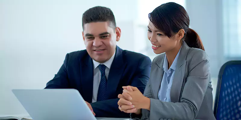 Why Partner with the Best TN Visa Consultants for Canadian Applicants for Lebanon?